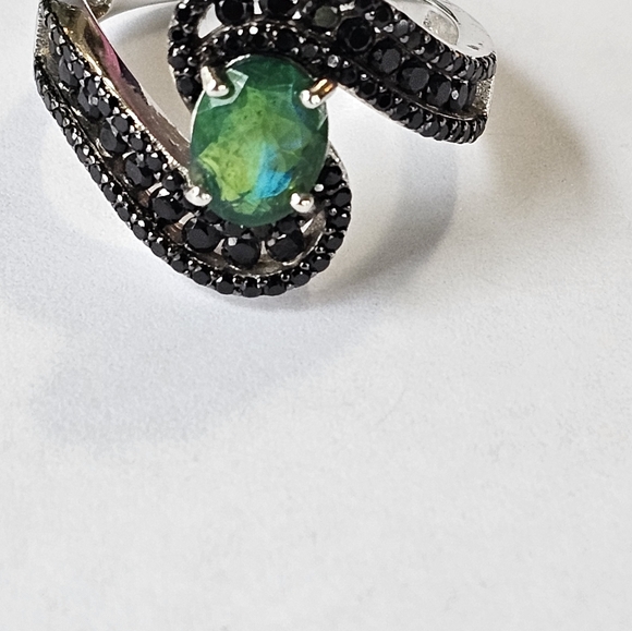 Genuine Green Opal & Black Spinel Ring in Sterling Silver Size 10! - Picture 5 of 6